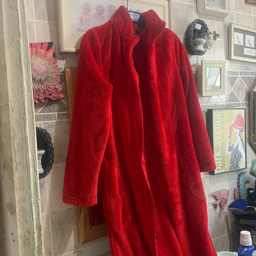 Noire jasmine rose robe